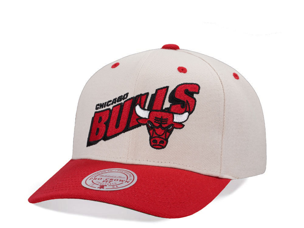 Mitchell & Ness Chicago Bulls Chrome Two Tone Pro Crown Fit Snapback Cap