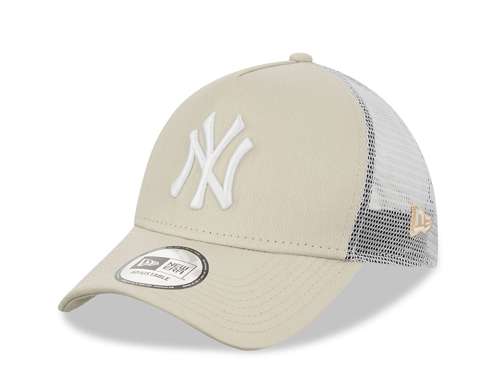 New Era New York Yankees Red and White A Frame Trucker Snapback Cap