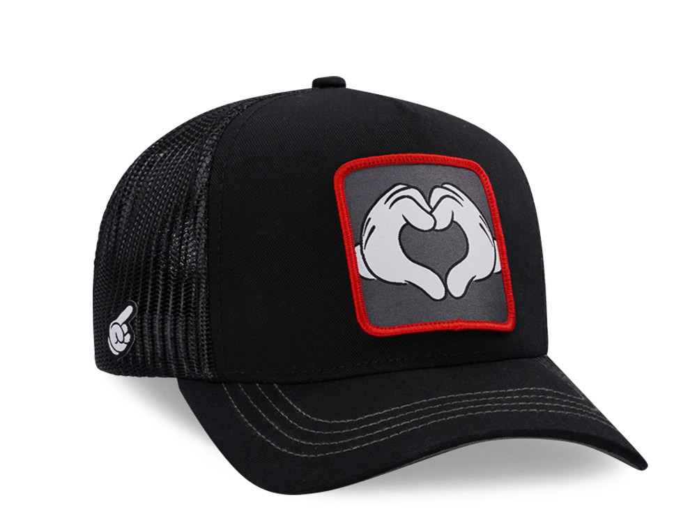 Capslab Disney Heart Hands Black Trucker Snapback Gorra