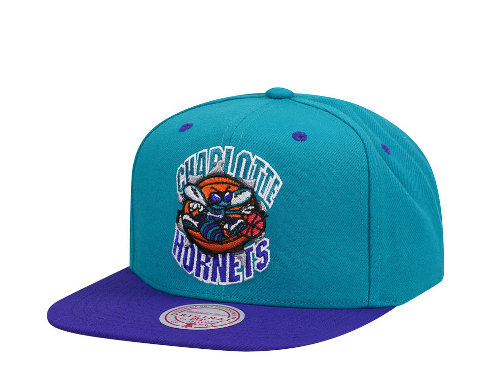 Mitchell & Ness Charlotte Hornets Breakthrough Two Tone Snapback Gorra