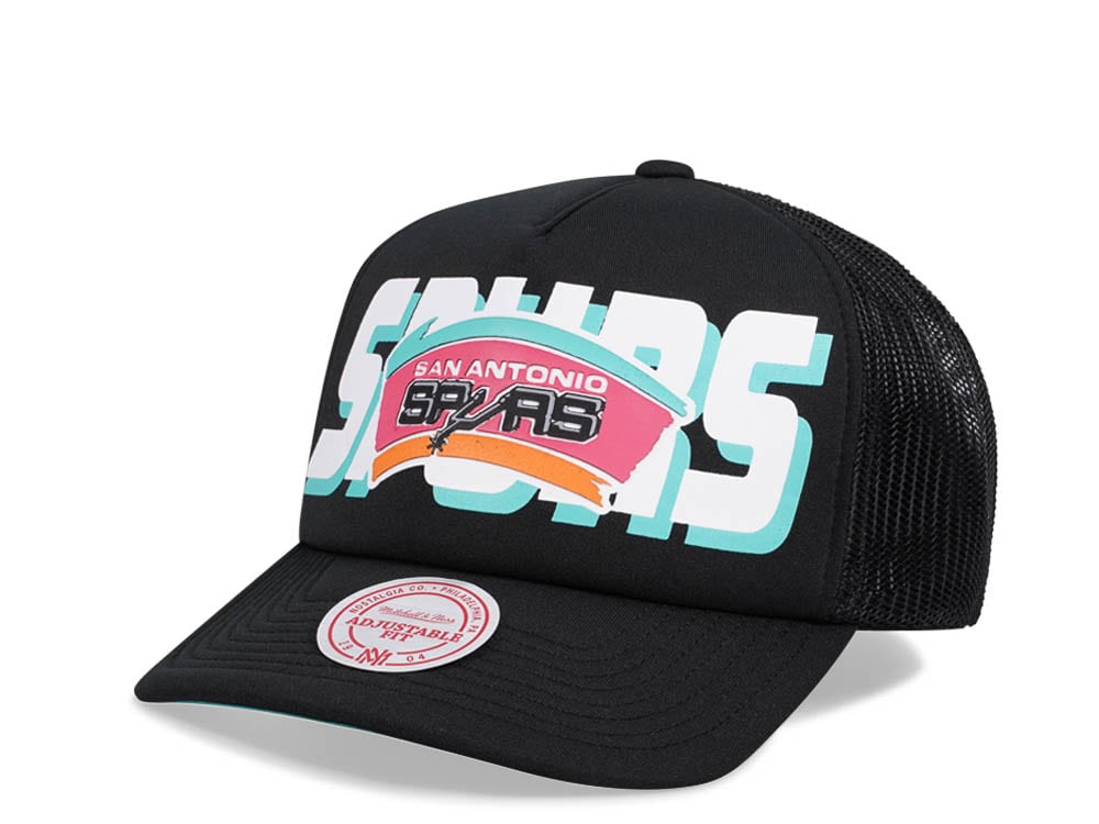 Mitchell & Ness San Antonio Spurs Black Billboard Trucker Snapback Gorra