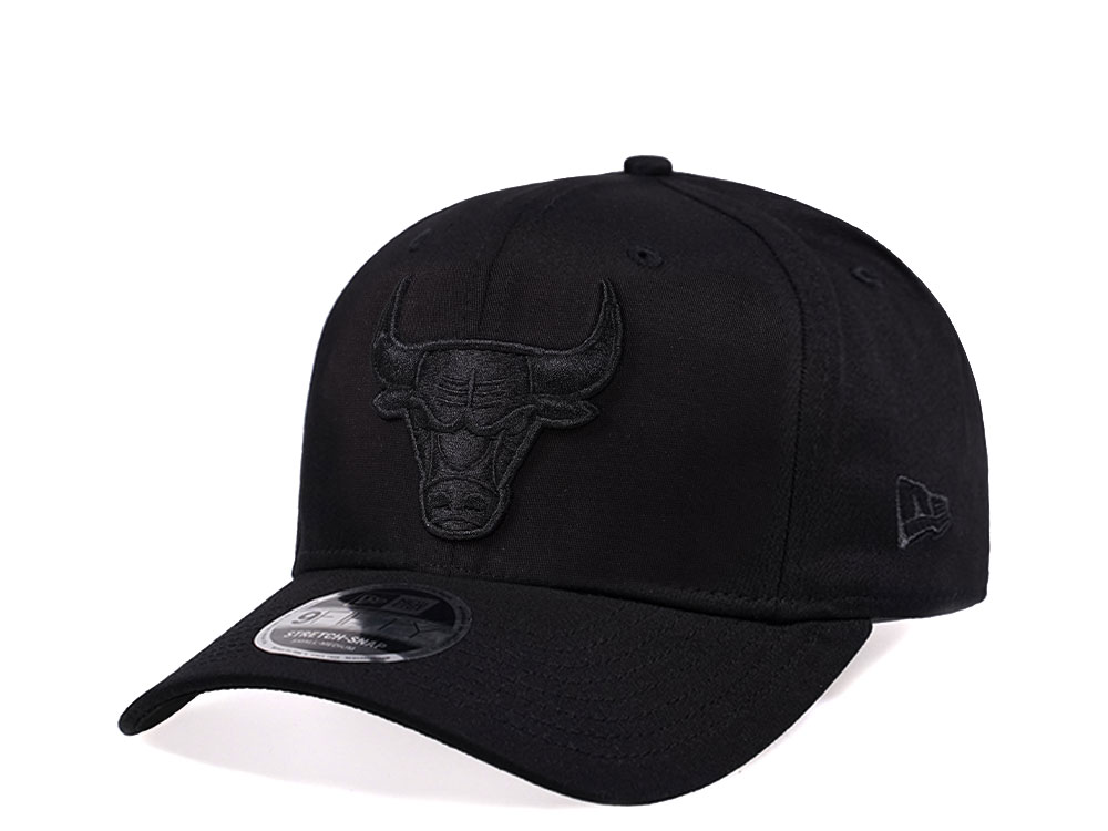 New Era Chicago Bulls Team Black onBlack 9Fifty Stretch Snapback Cap