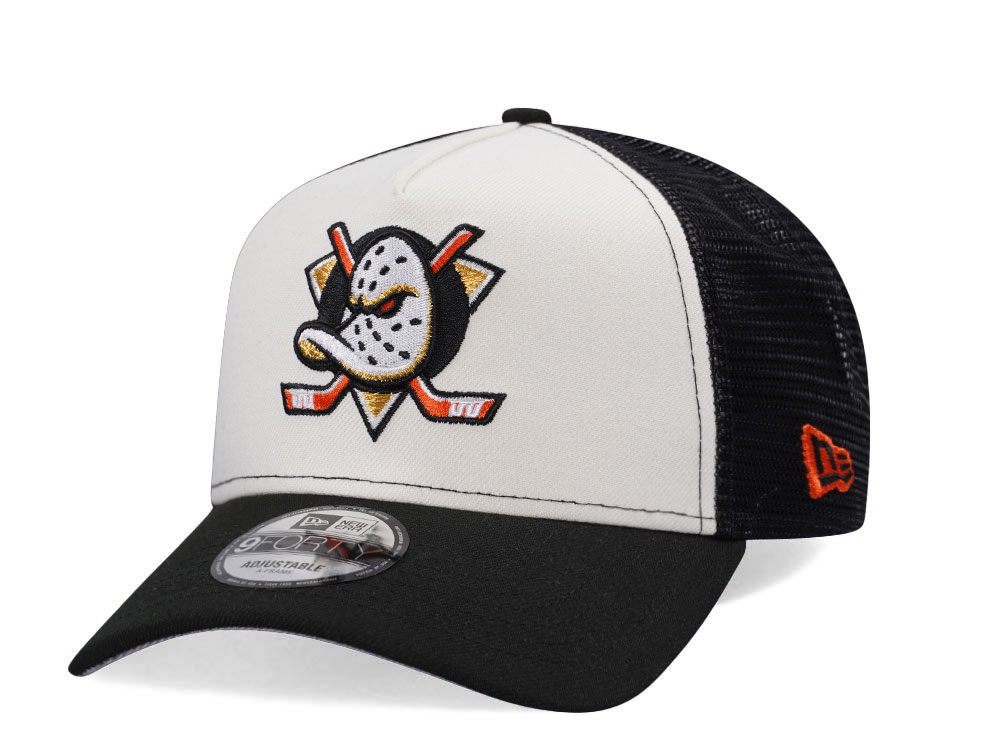 New Era Anaheim Ducks Chrome Two Tone Edition Trucker 9Forty A Frame Snapback Gorra