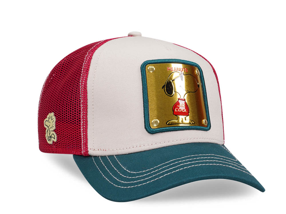 Capslab Peanuts Snoopy White Red Green Trucker Snapback Gorra