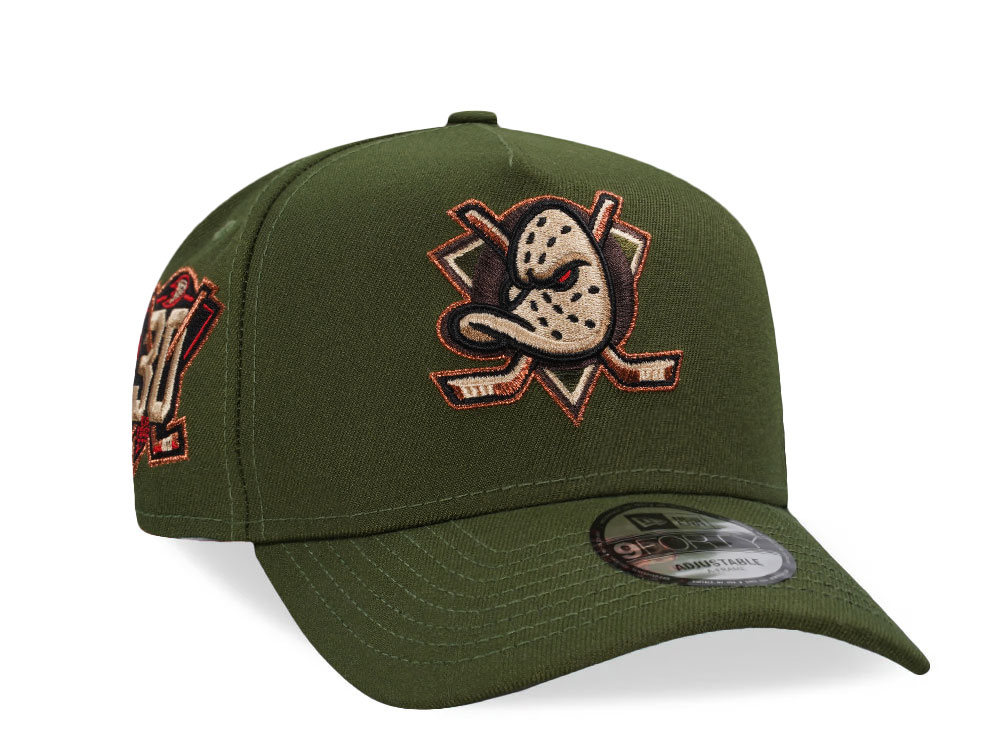 New Era Anaheim Ducks 30th Anniversary Horror Pack Rifle Green Edition 9Forty A Frame Snapback Gorra